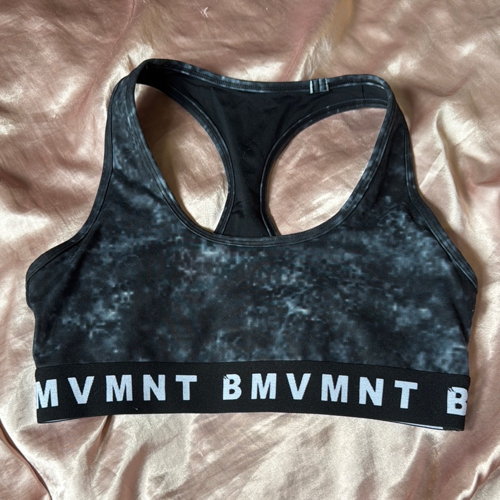 NKD Buti yoga MVMNT Black Racerback Sports Bra with Moisture-Wicking Fabric